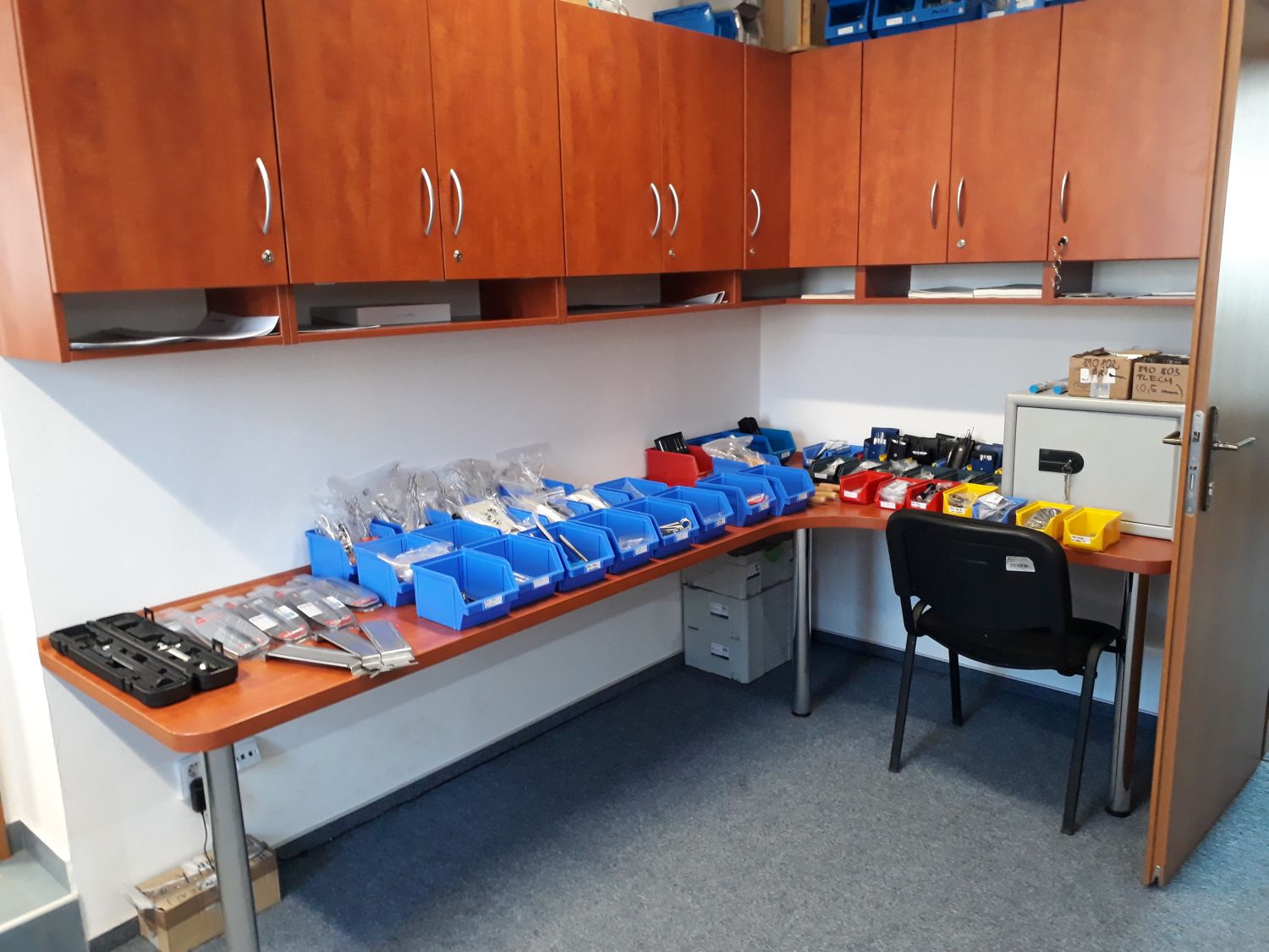 otevírací technika