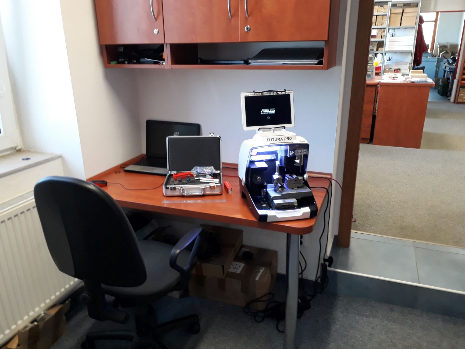 otevírací technika