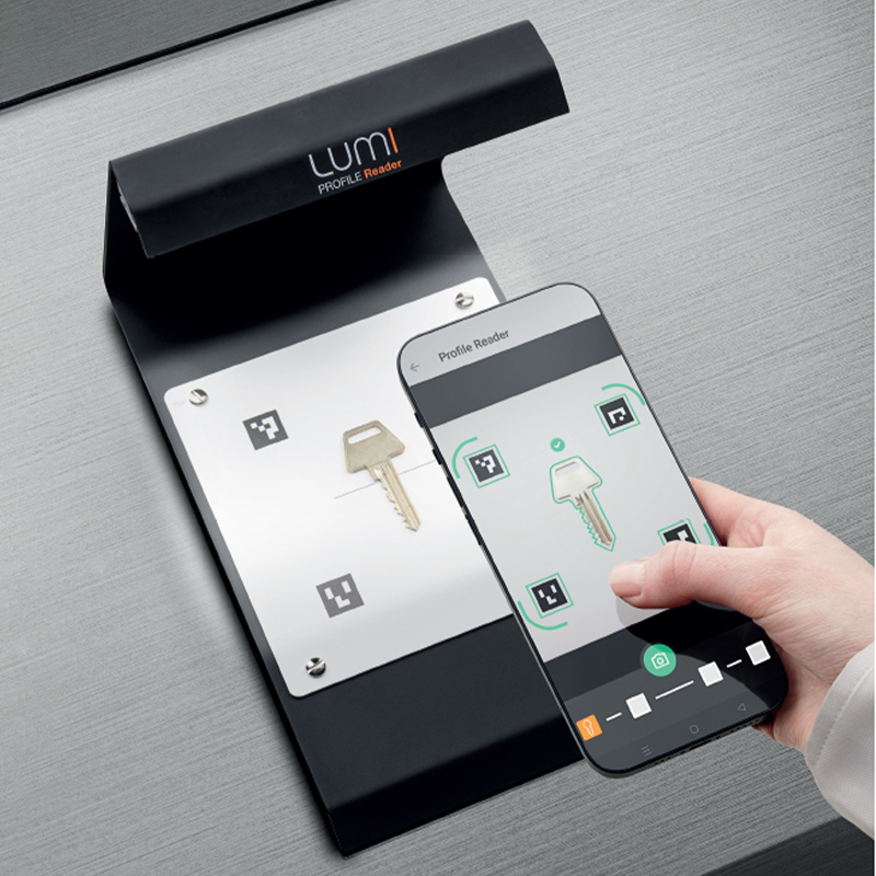Čtečka profilů LUMI